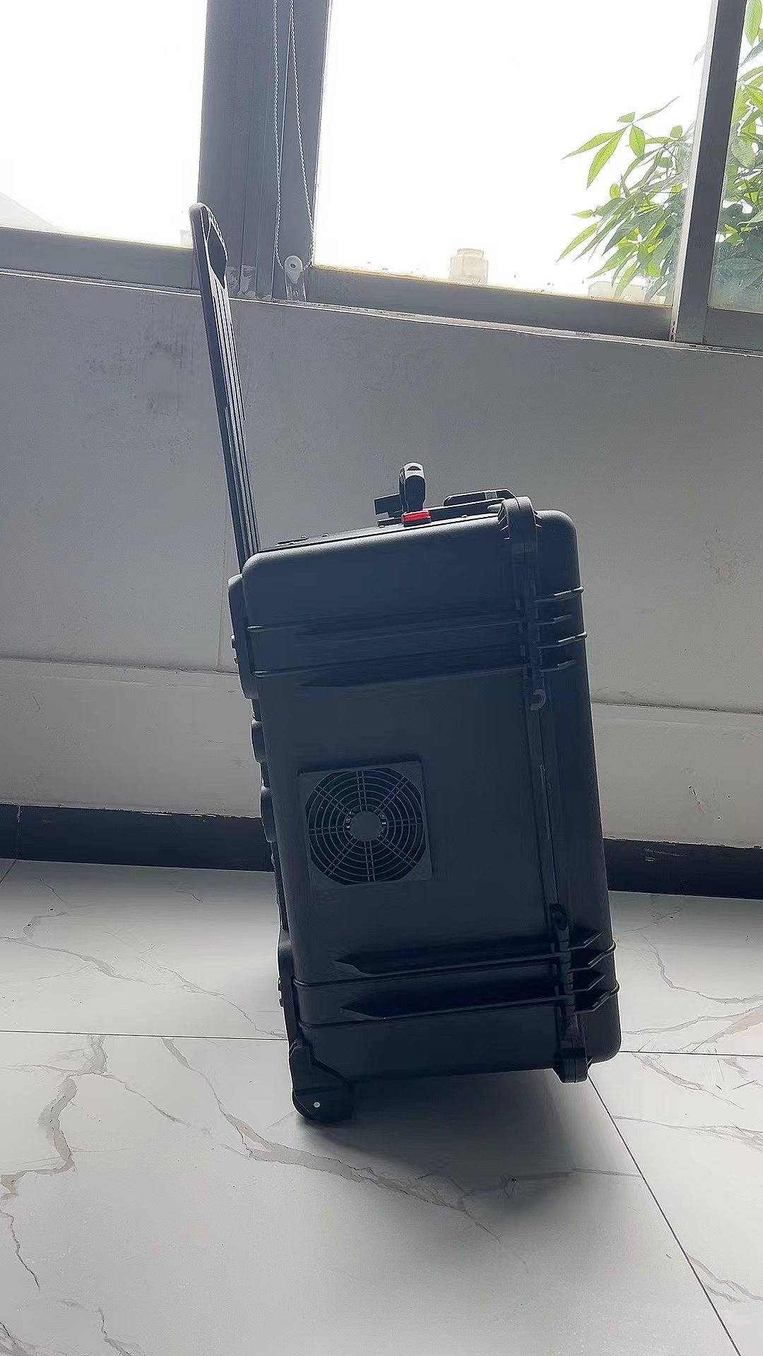 呈贡手拉箱型移动通信干扰器